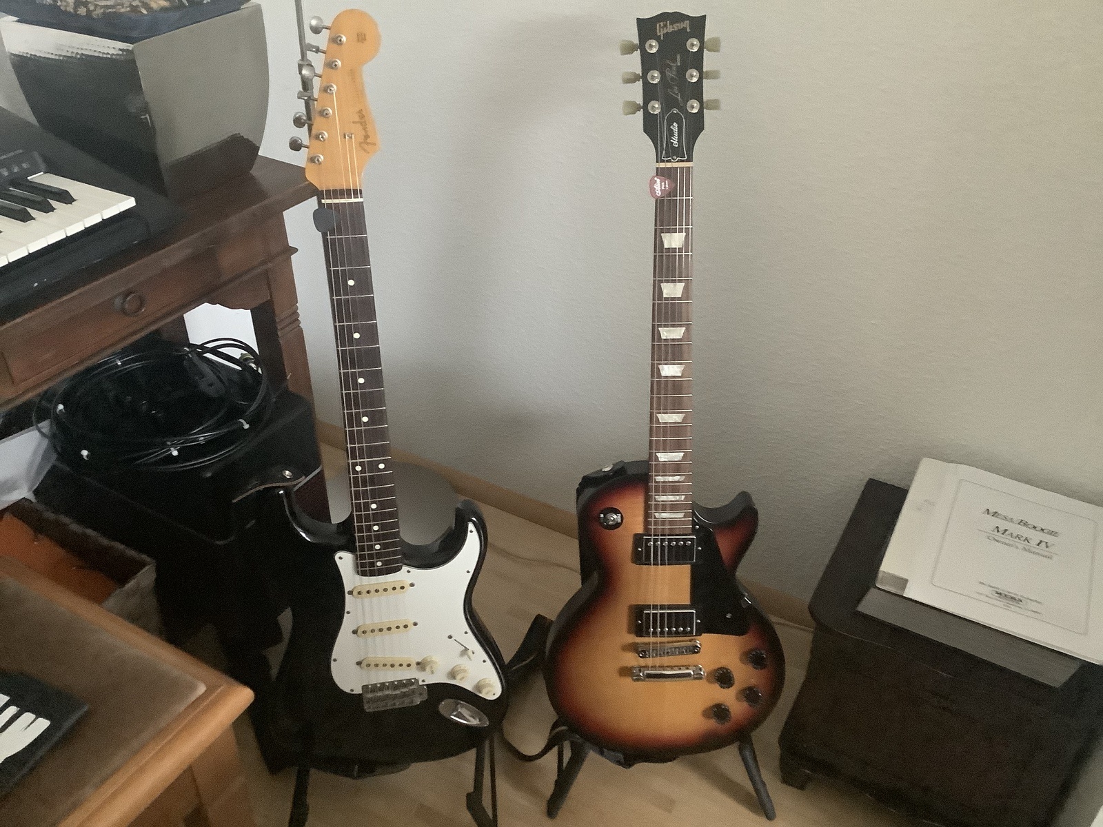 Metal Music Gear Setup by rainer featuring Gibson Les Paul Studio and Fender Stratocaster Made In Japan