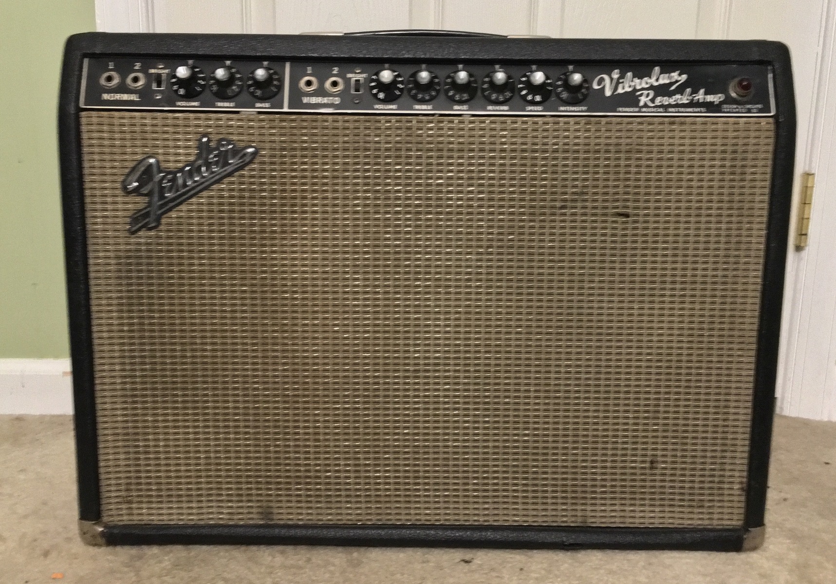 Blues Amp Rig by that_jimi_freak featuring Fender 'Black Panel' Vibrolux Reverb-Amp (1964-1967)