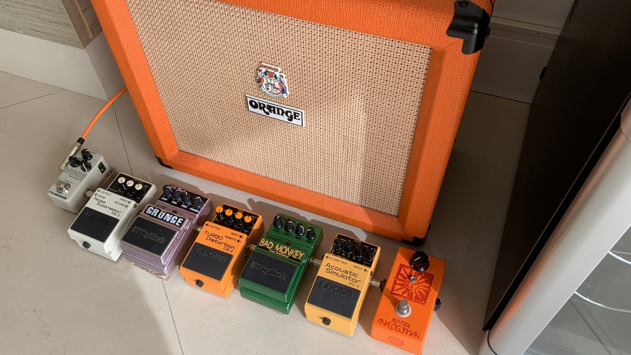 Metal Pedalboard by andreberaldino featuring Orange Crush 35 RT, Boss DS-2 Turbo Distortion, and Boss NS-2 Noise Suppressor and 5 more pieces of gear