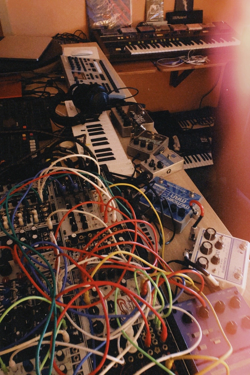 monochrome's music gear photo
