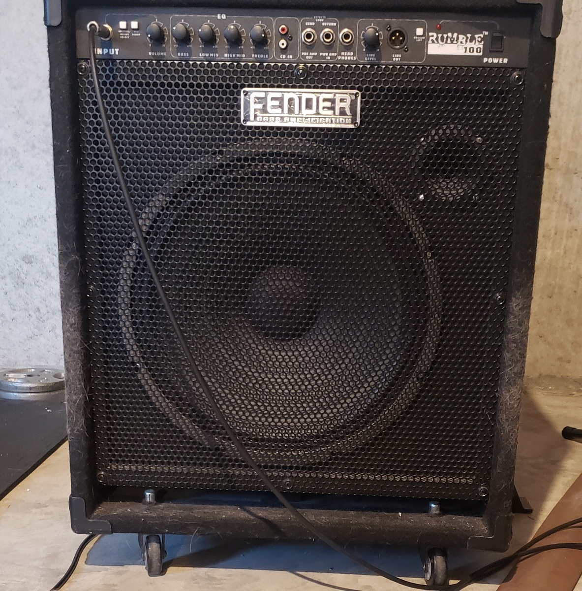 Amp Rig by lang_huck featuring Fender Rumble 100 1x15