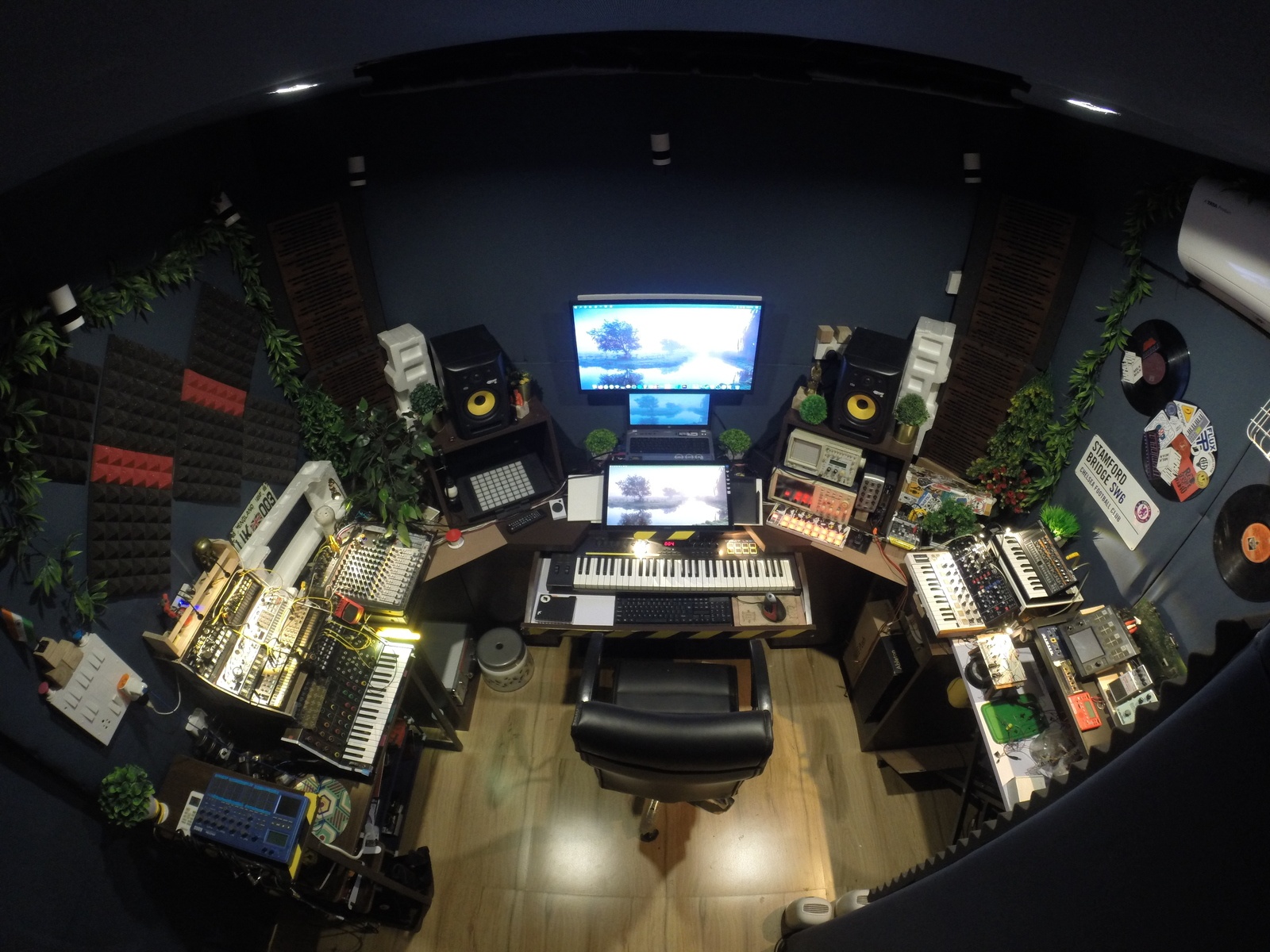 Electronic Studio Setup by disector featuring Korg Volca Beats, Korg Volca Keys, and Korg Volca Bass and 17 more pieces of gear