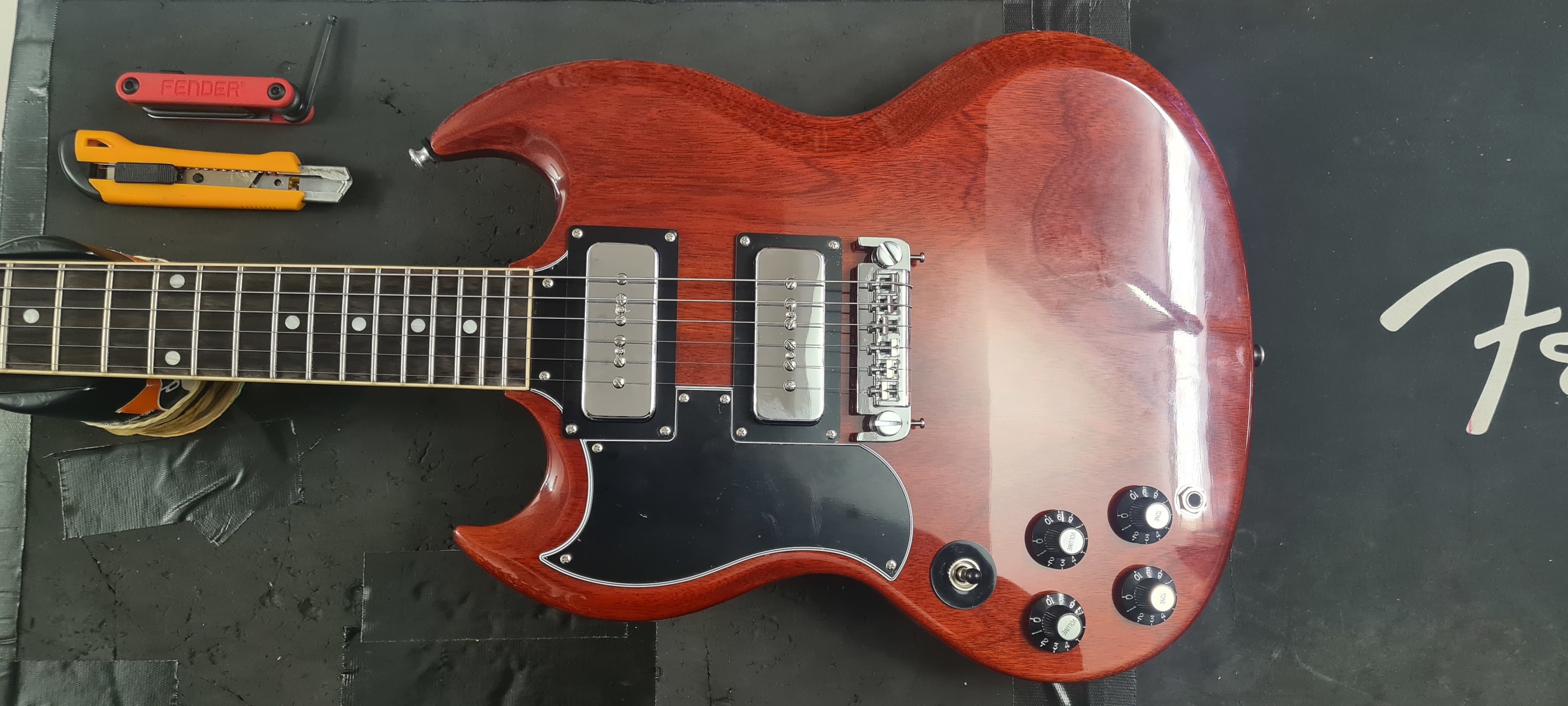 Music Gear Setup by tom2112 featuring Gibson Tony Iommi SG Special