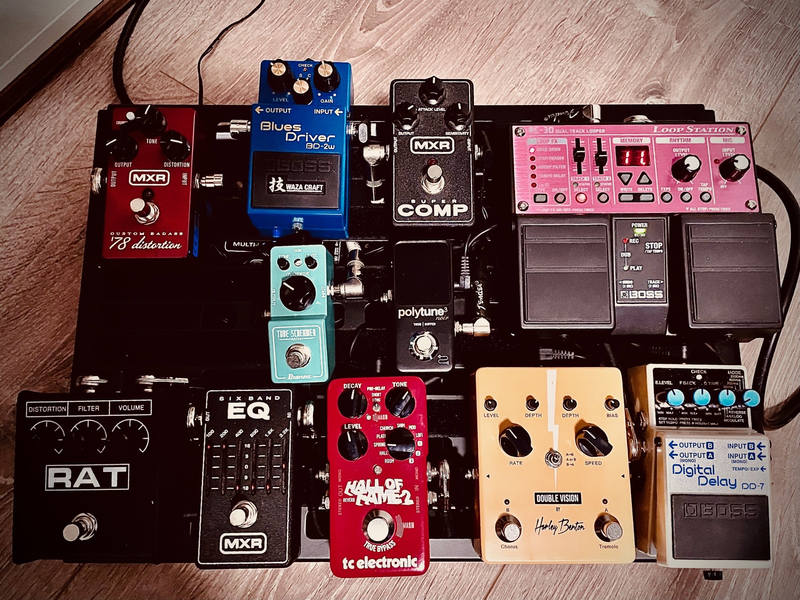 Pedalboard by szilard_antal featuring MXR M78 Custom Badass '78 Distortion, Boss BD-2W Blues Driver Waza Craft, and MXR M-132 Super Comp and 7 more pieces of gear
