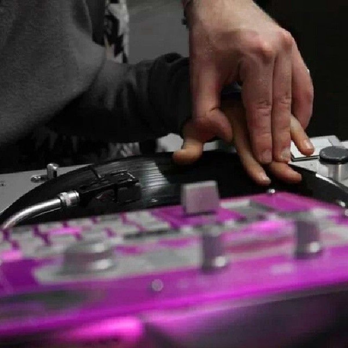 Hip Hop DJ Setup by madt3o featuring Korg Electribe ESX-1, Technics SL-1200MK2 Turntable, and Shure M44-7 Phonograph Cartridge