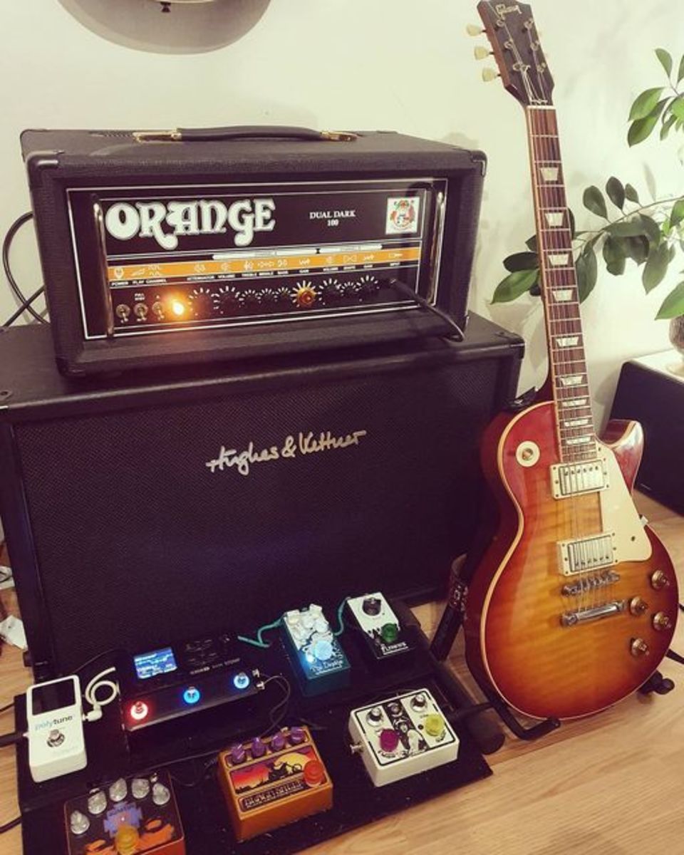 Metal Pedalboard by harald_bakke featuring Gibson Custom 1959 Les Paul Standard R9, Orange Dual Dark 100-Watt Tube Guitar Amp Head, and Minotaur Sonic Terrors Fuzz & Burn and 7 more pieces of gear