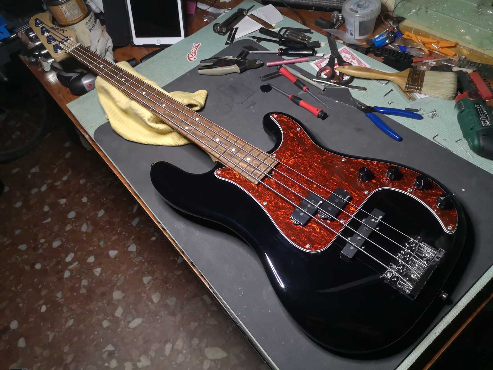 Music Gear Setup by rfmbass featuring Sadowsky MetroLine 21 Fret Hybrid P/J Custom Bass