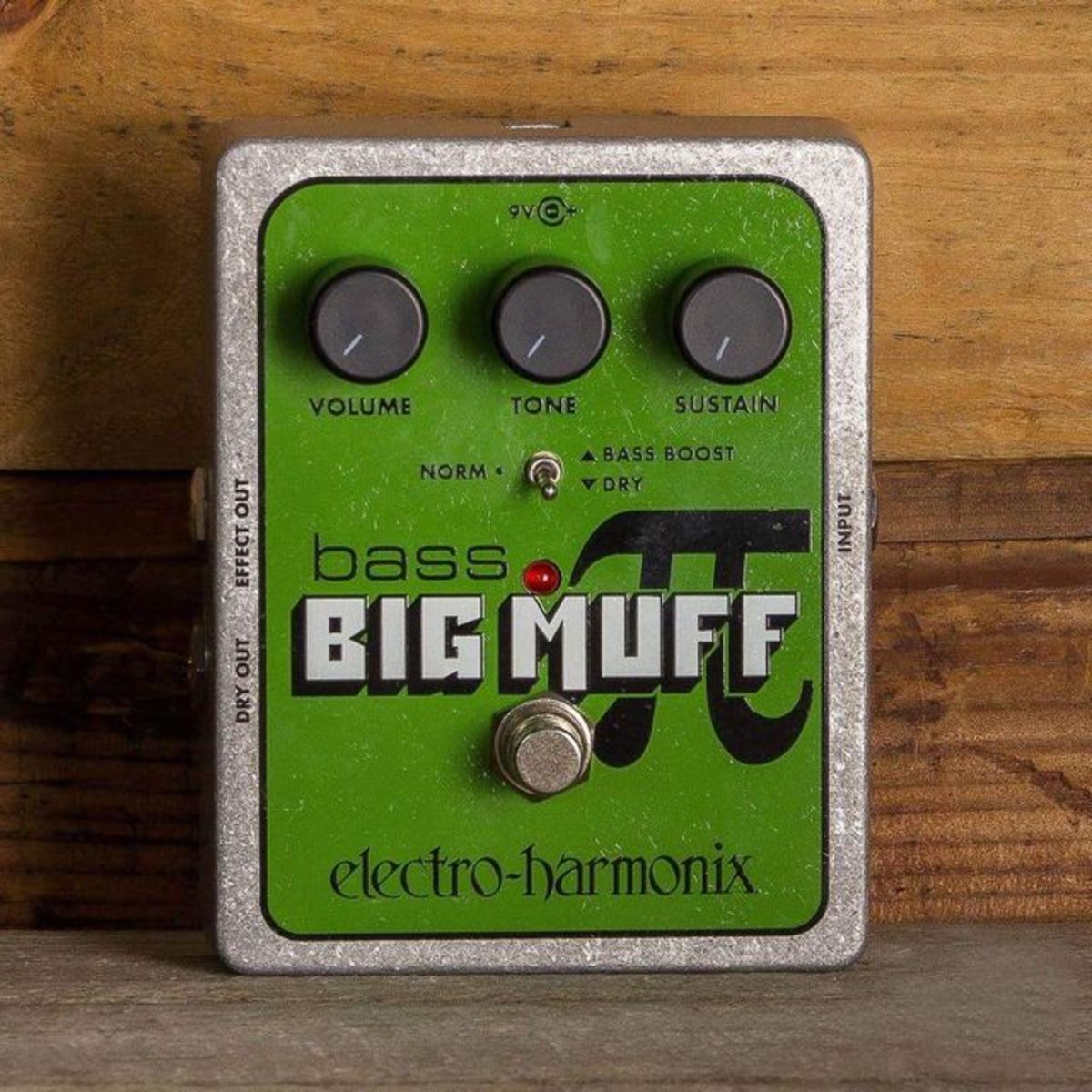 Pedalboard by jacopogobber featuring Electro-Harmonix Bass Big Muff Pi Fuzz