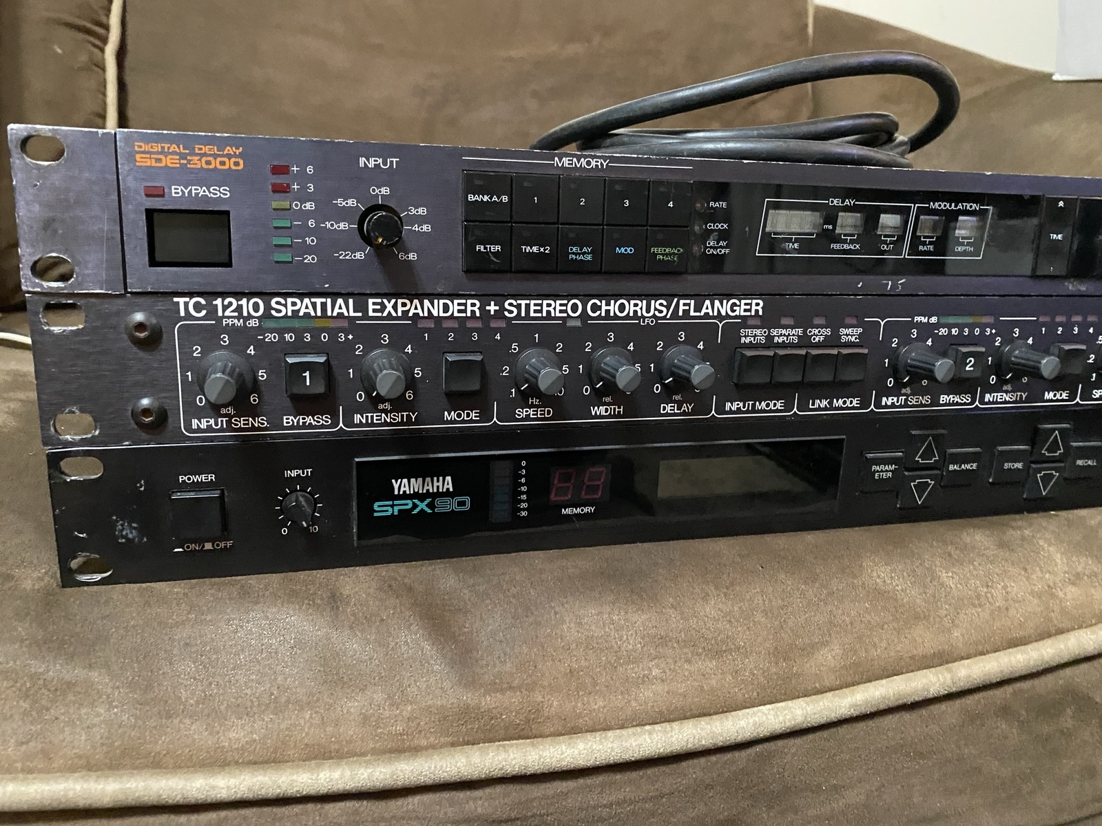 Electronic Studio Setup by artbarsnstripes featuring TC Electronic 1210 Spatial Expander Stereo & Chorus/Flanger, Roland SDE-3000, and Yamaha SPX90