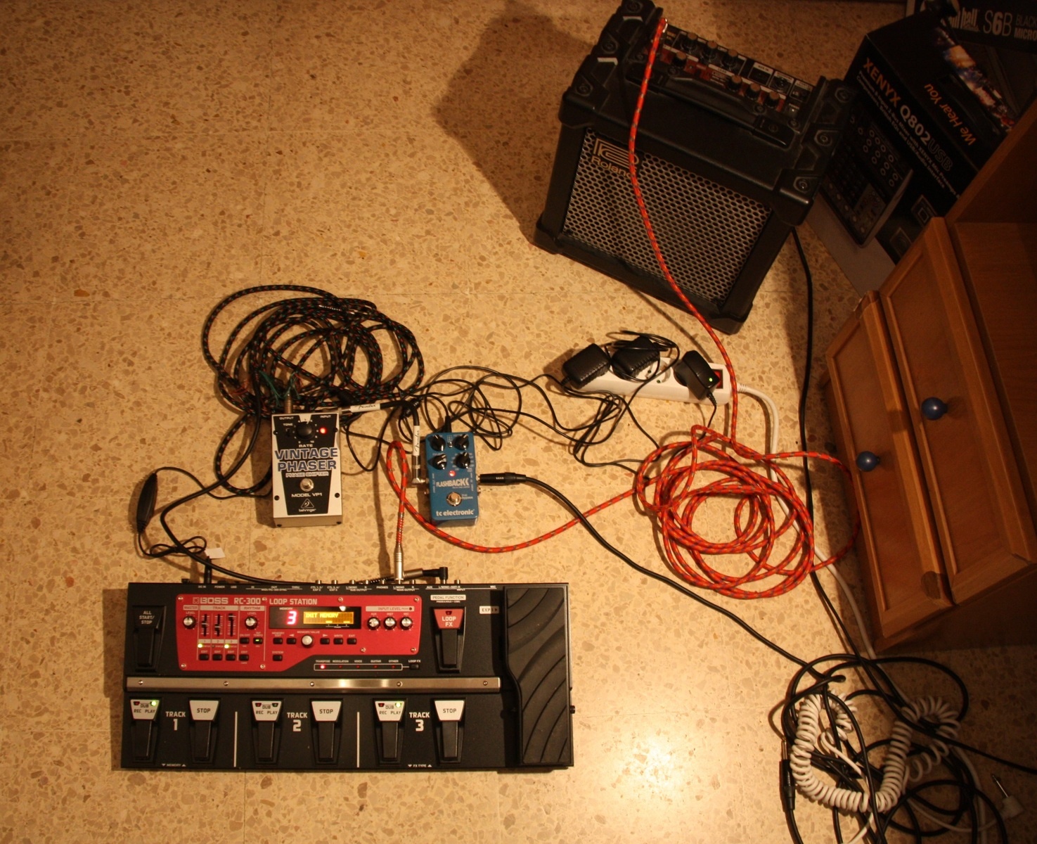blackmonkey's music gear photo