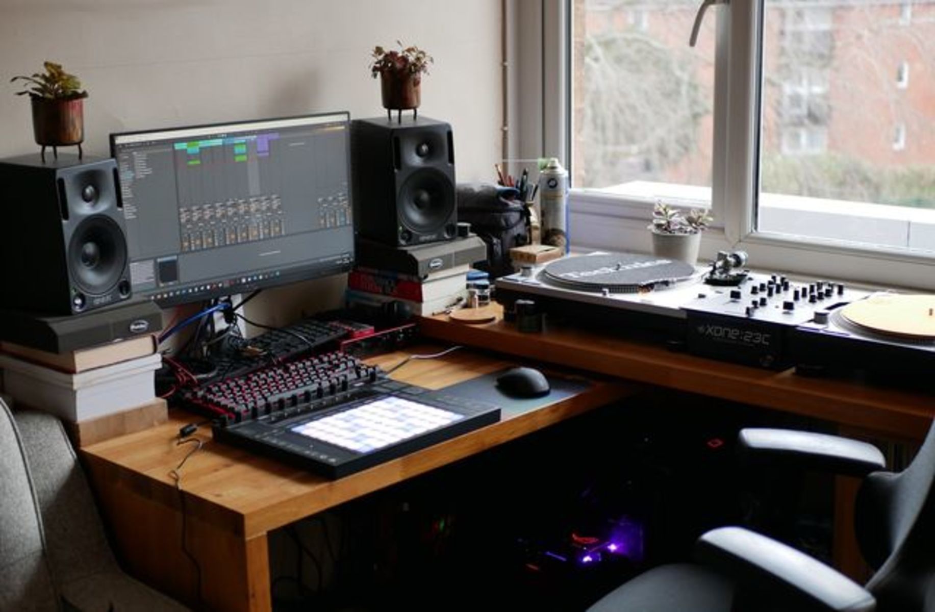 Electronic Studio Setup by satorirotas featuring Ableton Push 2, Technics SL-1210MK2, and Allen & Heath XONE:23C 2-Channel DJ Mixer with Soundcard and 4 more pieces of gear