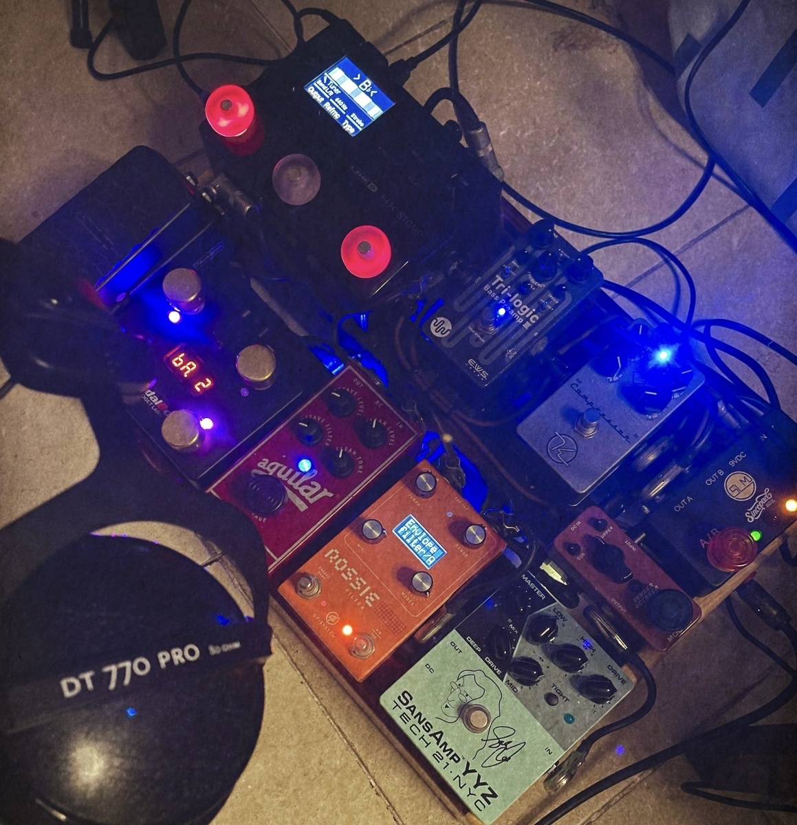 Metal Pedalboard by adrian_joseph_nunez featuring Line 6 HX Stomp Guitar Multi-Effects Floor Processor