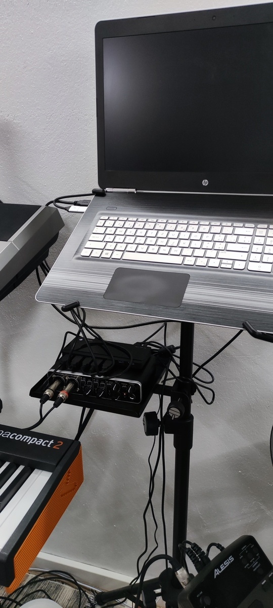 luis_dj's music gear photo
