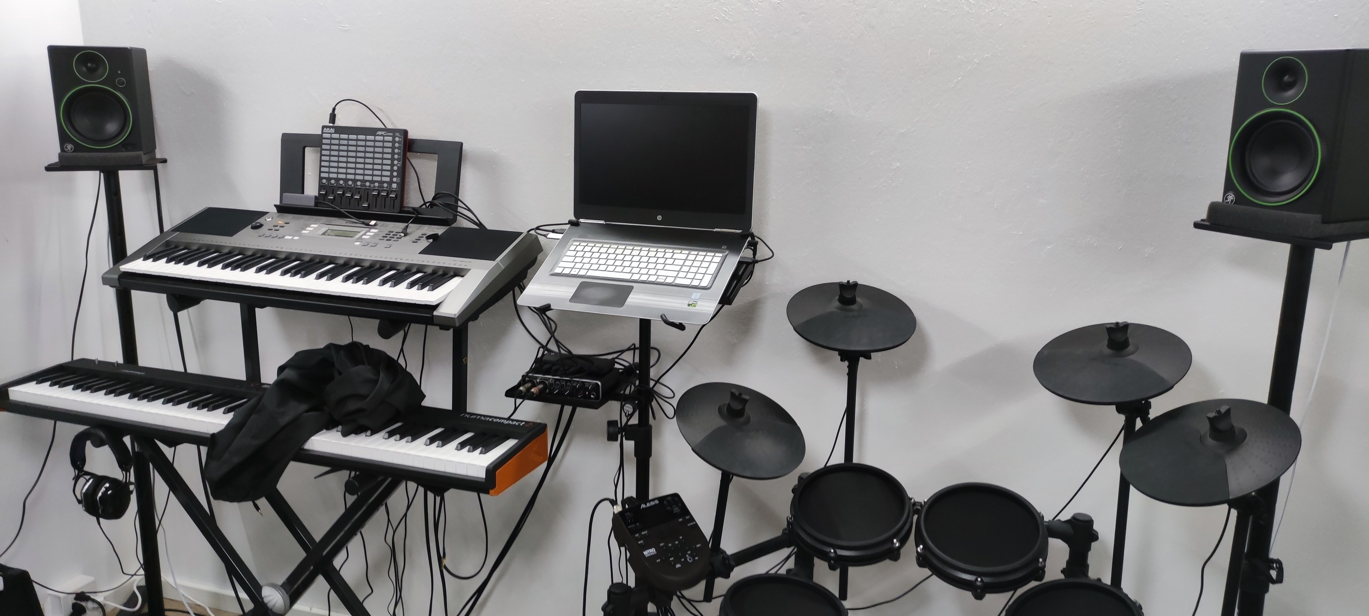 luis_dj's music gear photo