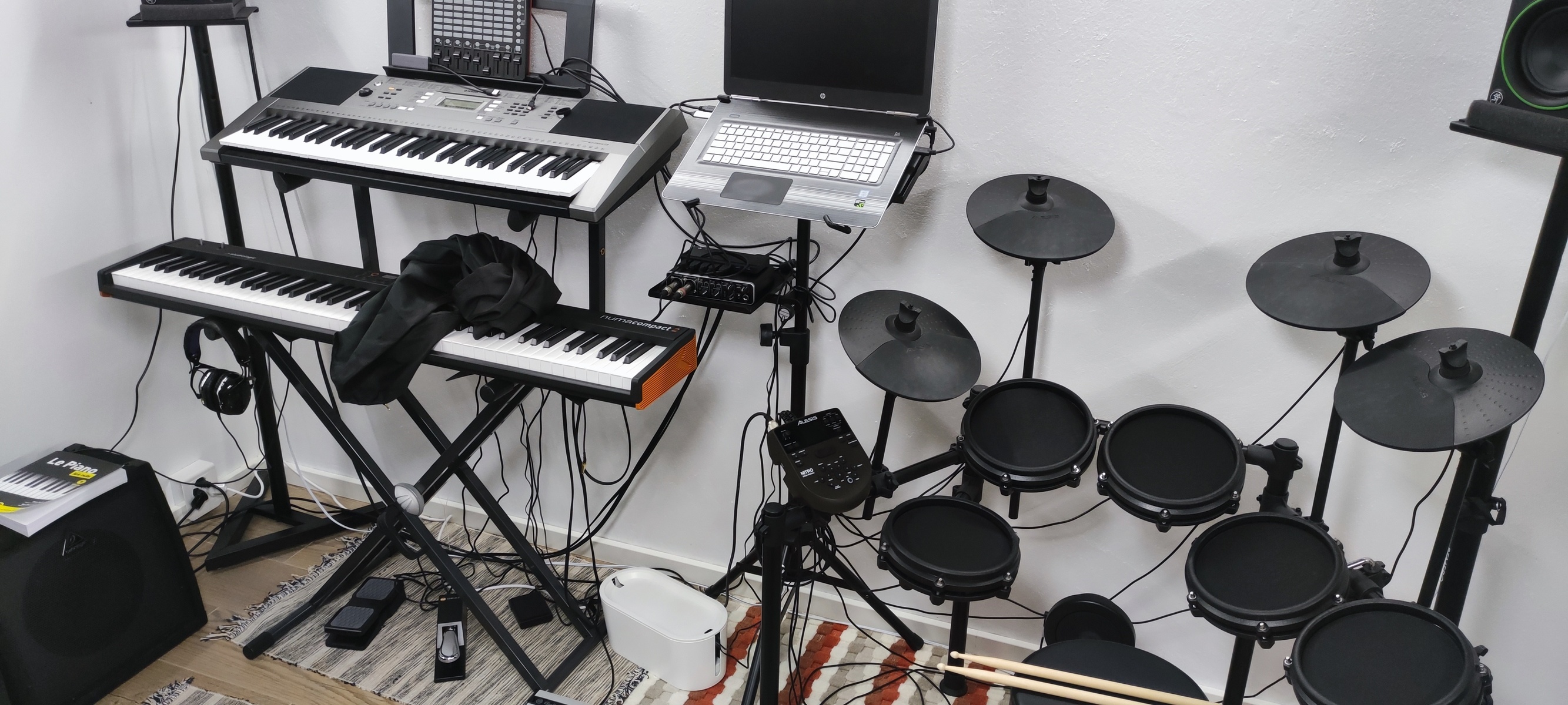 luis_dj's music gear photo