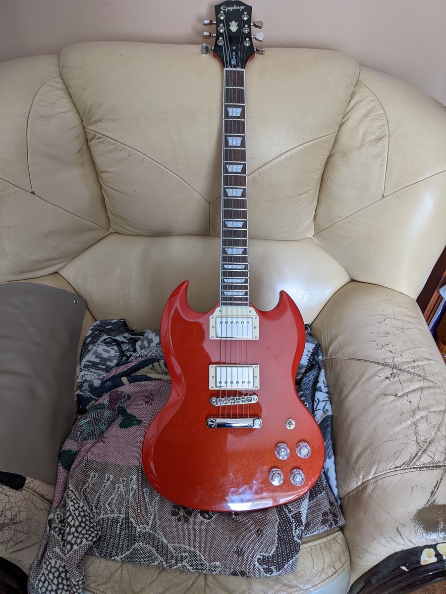 Music Gear Setup by alan_guerreiro featuring Epiphone SG Muse