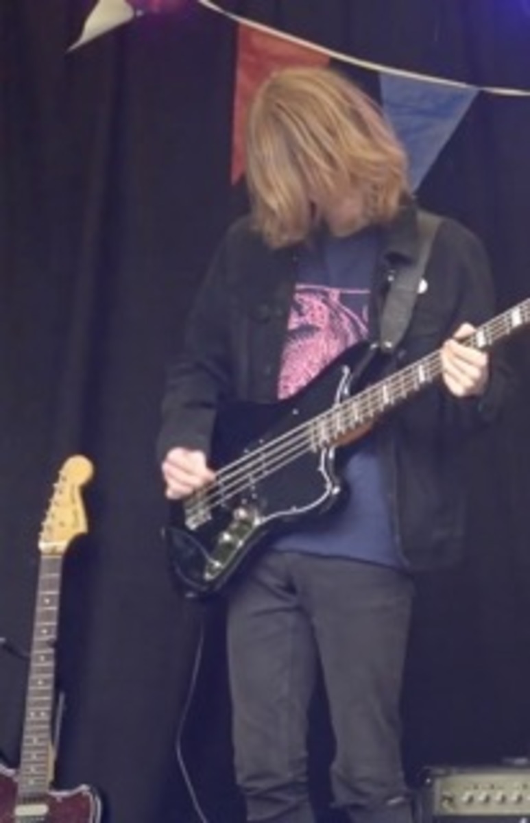 Live Rig by charlie_ar featuring Squier Jaguar Classic Vibe Bass (duplicate)