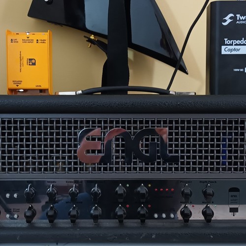 Photo of Palmer DACCAPO Re-Amplification Box and more gear in a studio, amplifier, and signal chain