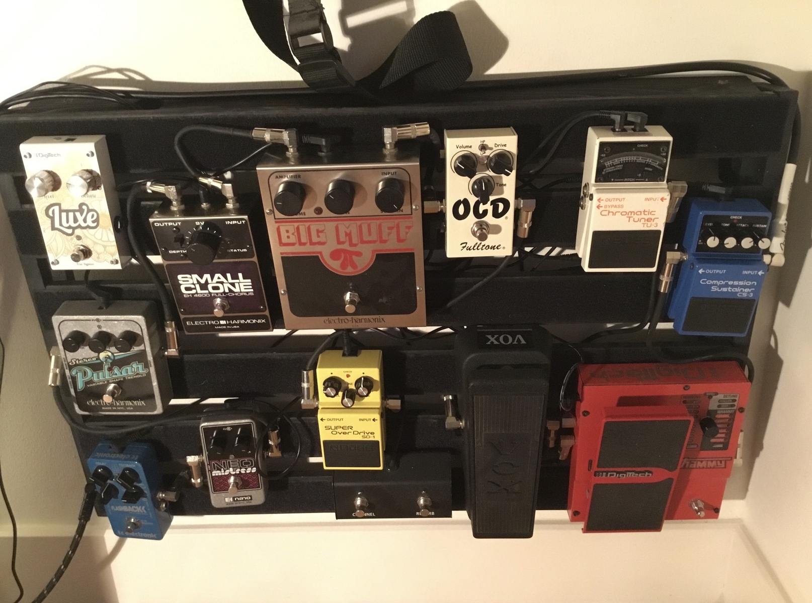 Pedalboard by jaccos featuring Electro-Harmonix Big Muff Pi, Electro-Harmonix EH-4600 Small Clone, and Fulltone OCD and 9 more pieces of gear