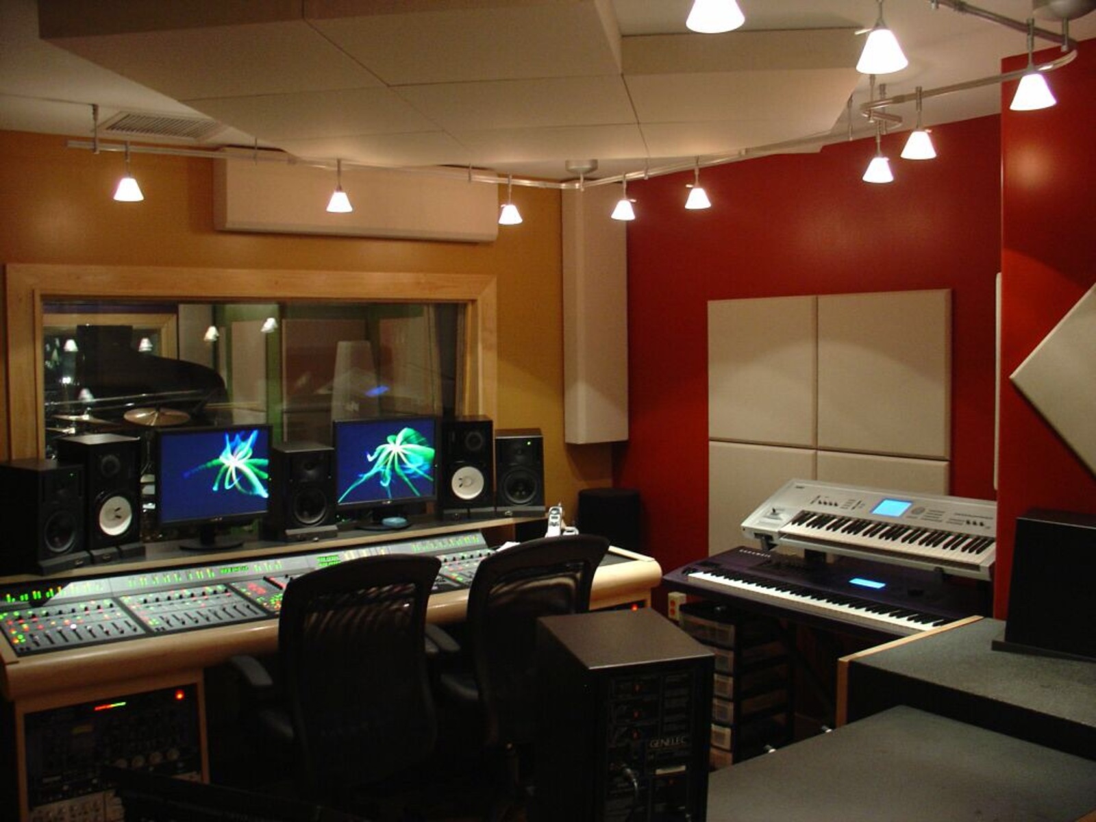 visionv's music gear photo