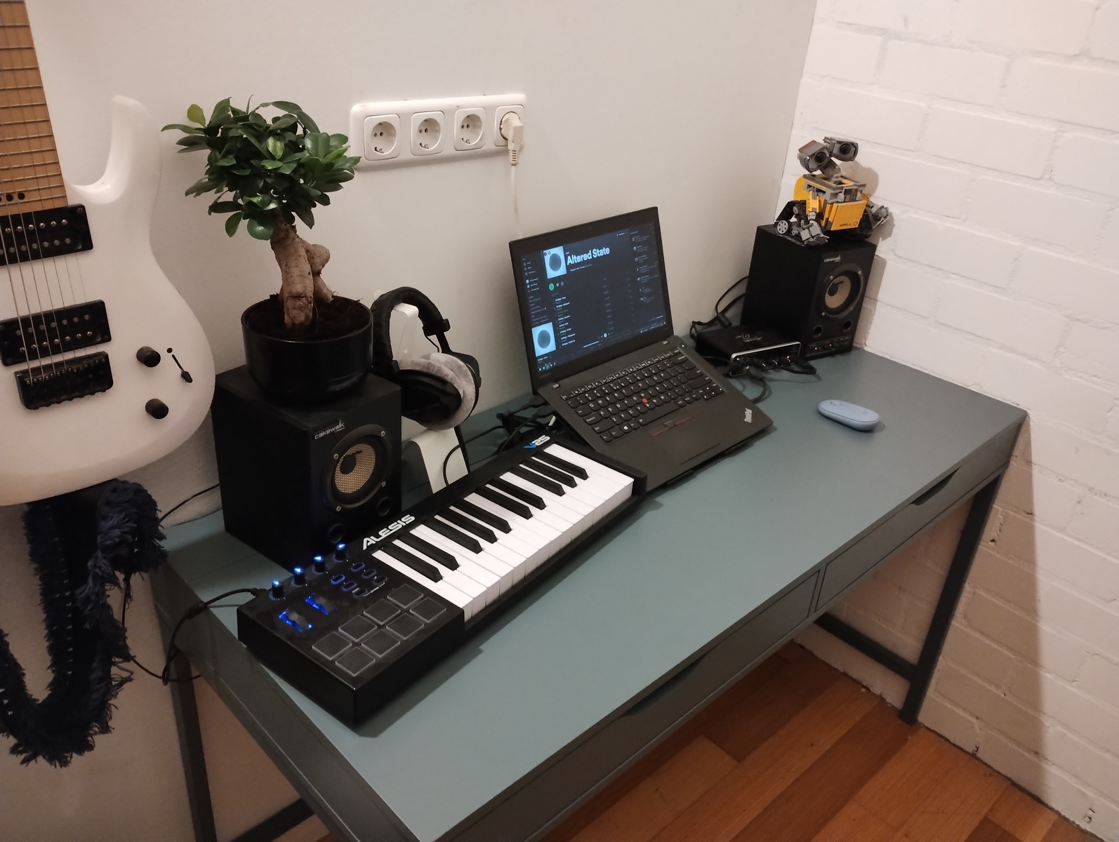 sidus's music gear photo