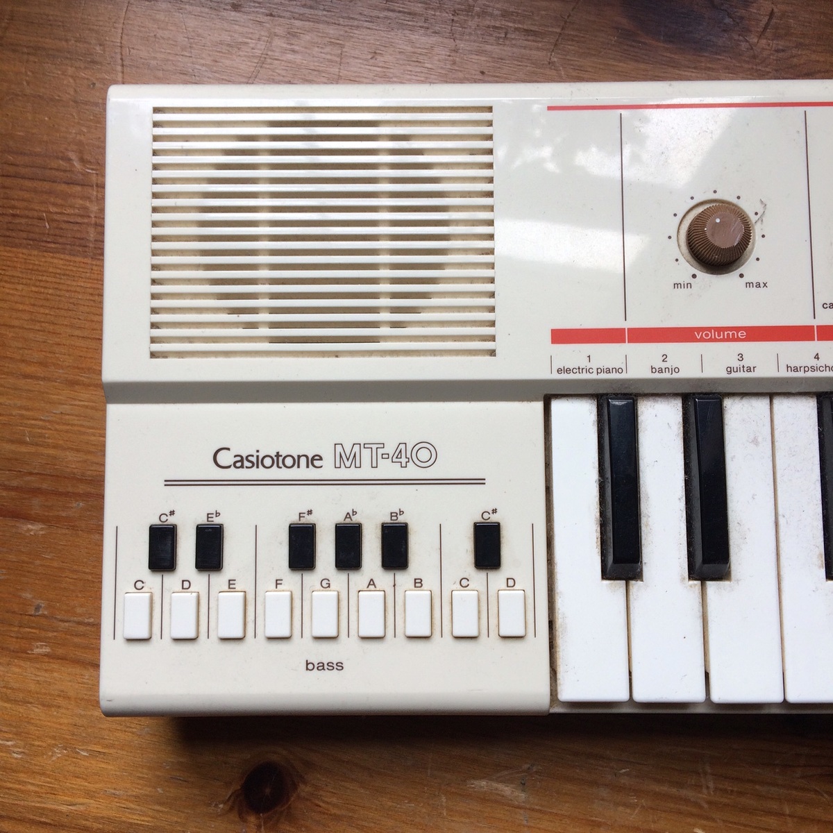 Electronic Studio Setup by neale_scott featuring Casio Casiotone MT-40