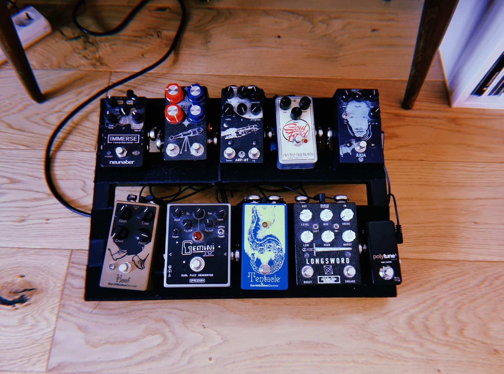 Pedalboard by sveinpedersen featuring Neunaber Immerse Reverberator Mk II, TC Electronic PolyTune 3 Noir, and Electronic Audio Experiments Longsword and 7 more pieces of gear