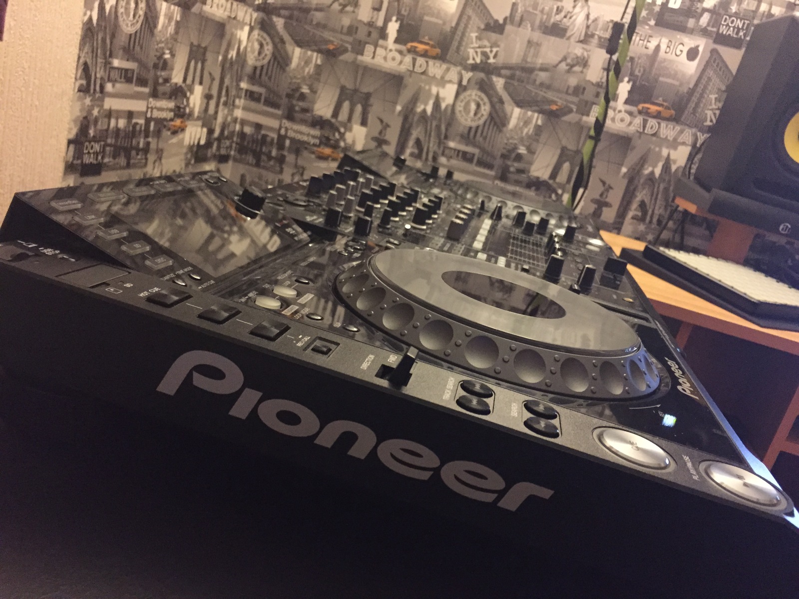emanuelelustri's music gear photo