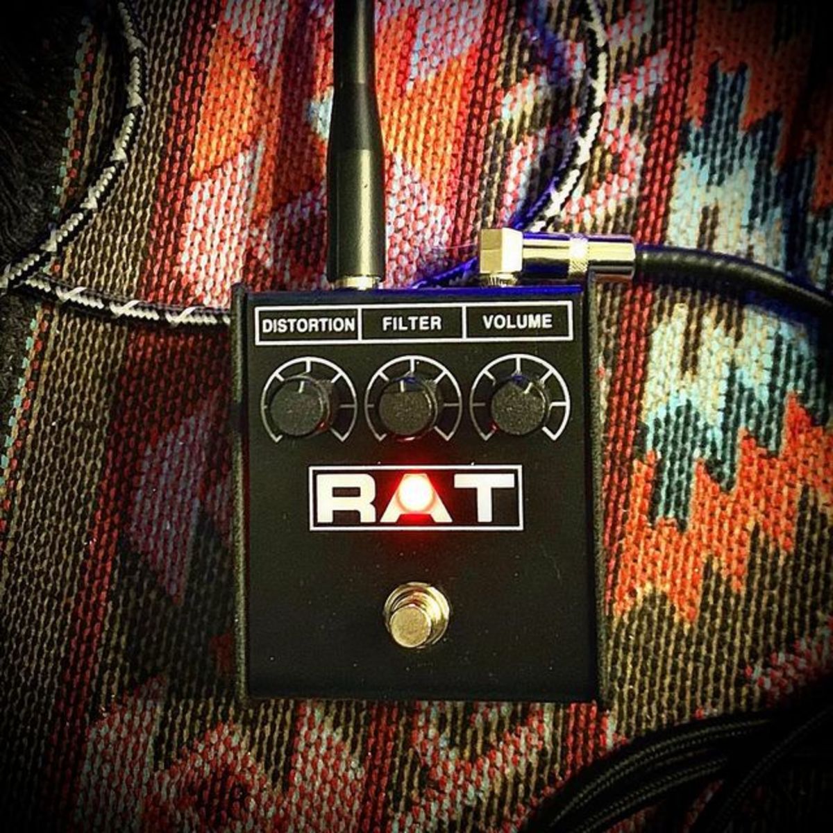 Pedalboard by r3nn3v0x featuring Pro Co RAT 2
