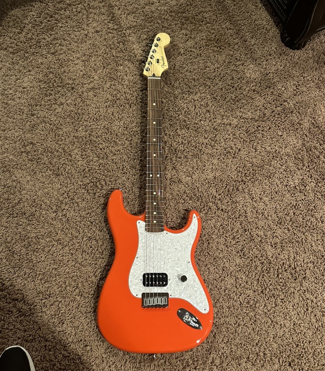 Music Gear Setup by joepro182 featuring Fender Tom Delonge Subcaster