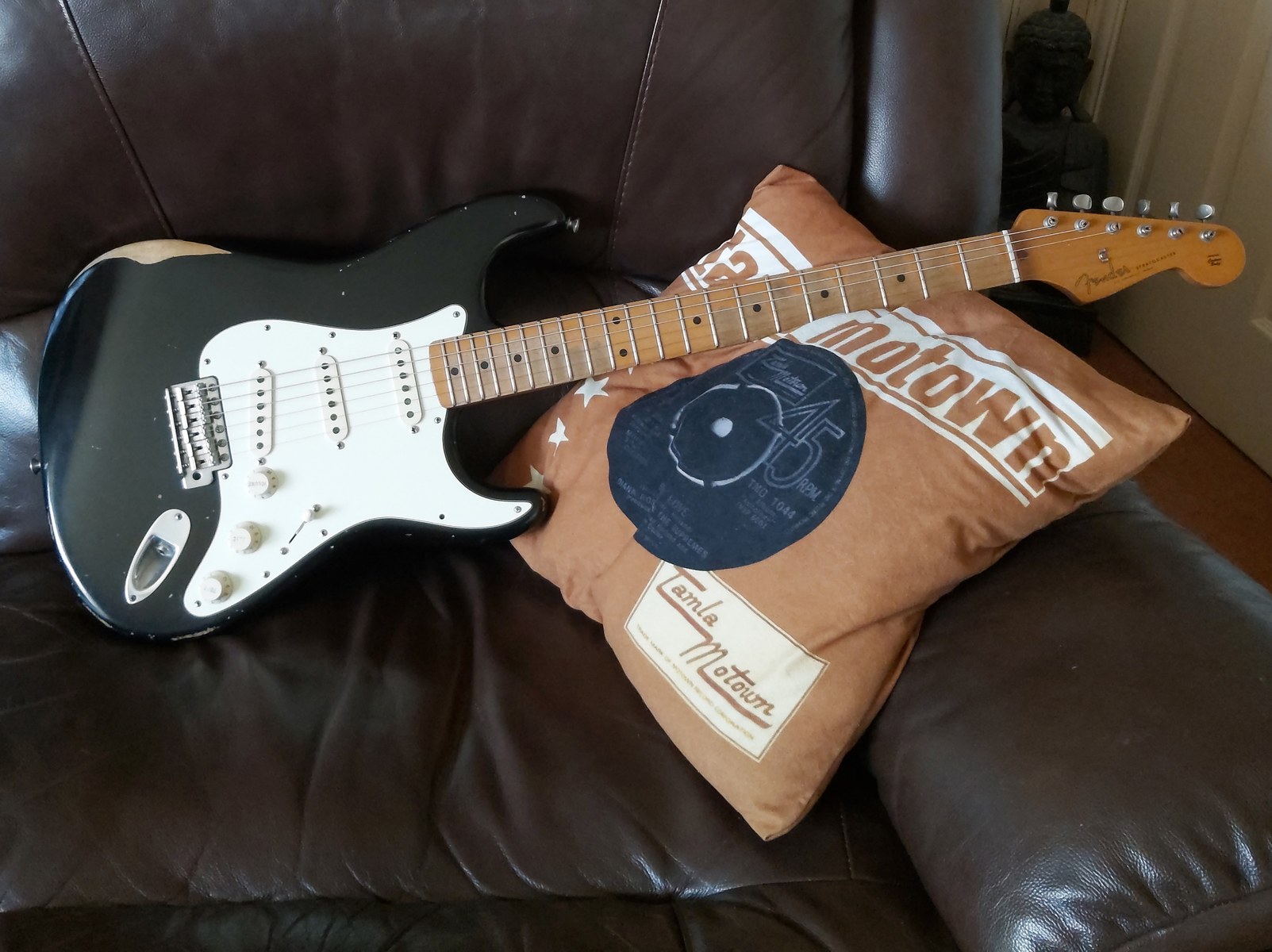 Music Gear Setup by lloydys featuring Fender Road Worn 50s Stratocaster