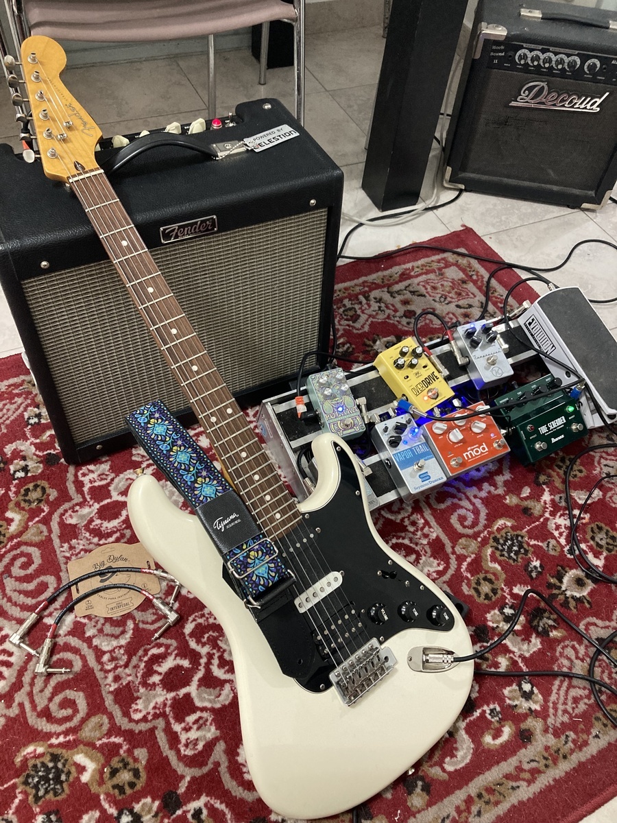 Pedalboard by mati_lustman featuring Fender Modern Player Stratocaster HSS, Fender Blues Junior IV, and DigiTech Polara and 7 more pieces of gear