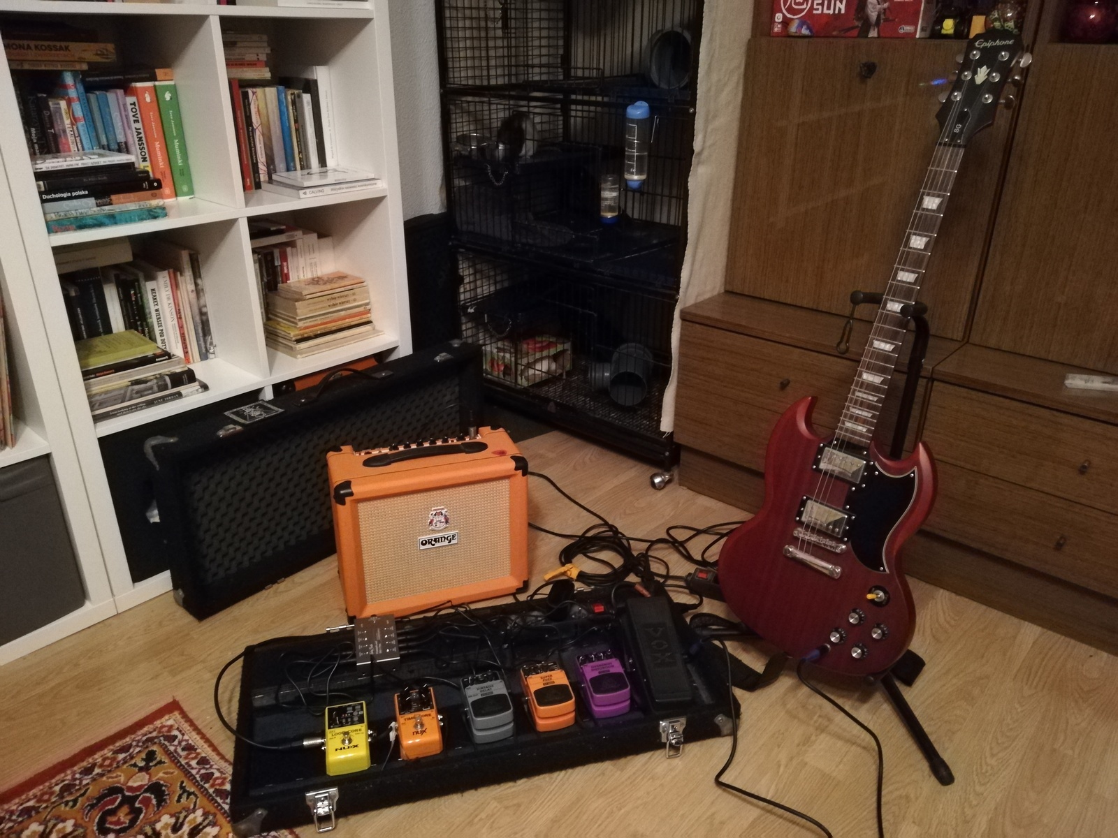 NUX Pedalboard by zajonc featuring Behringer SF300 Super Fuzz, Behringer VD400 Vintage Delay, and NUX Loop Core and 1 more piece of gear