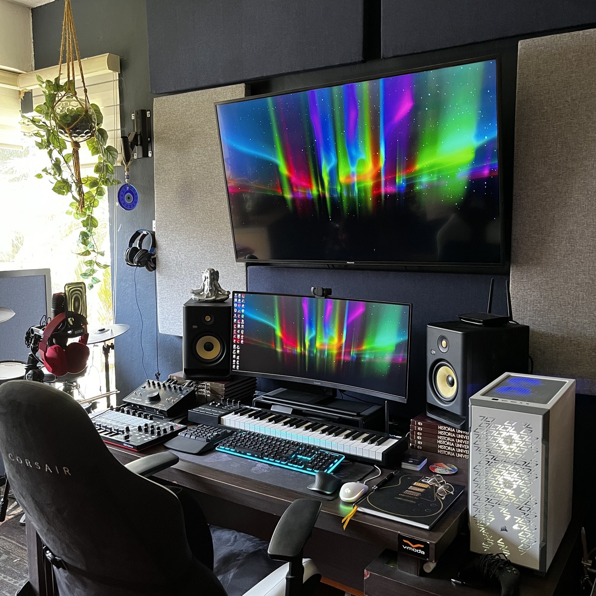 Electronic Studio Setup by amadeus_msc featuring KRK ROKIT 6 G3 Studio Monitor