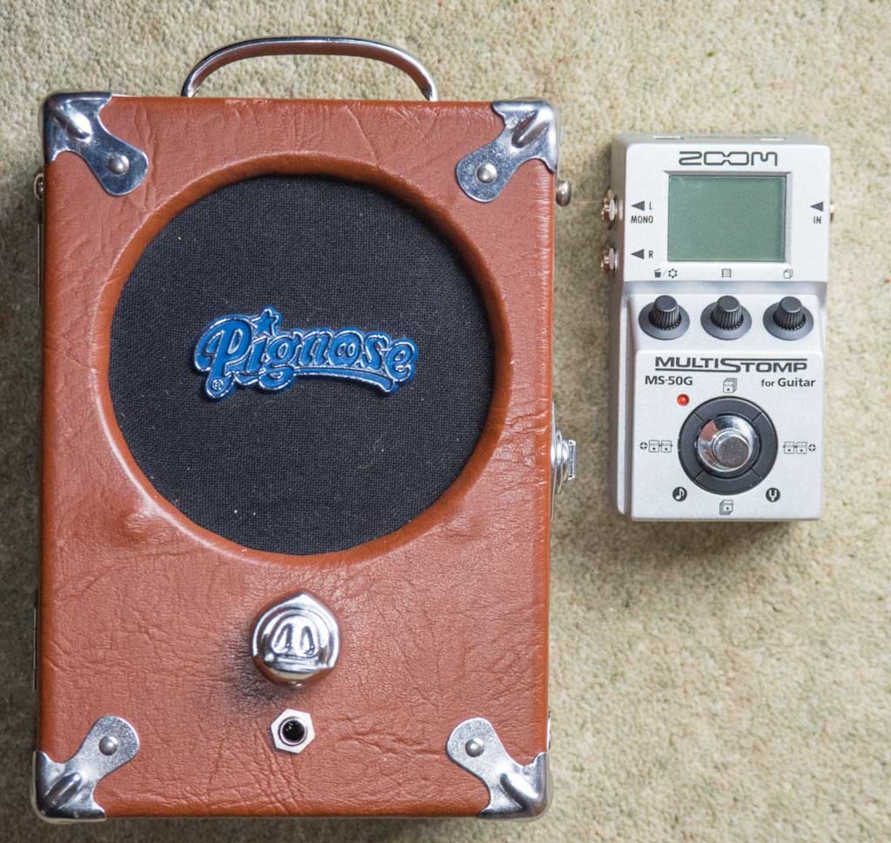 Pignose Pedalboard by mylittleeye featuring Pignose "Legendary" 7-100 and Zoom MS-50G Multistomp