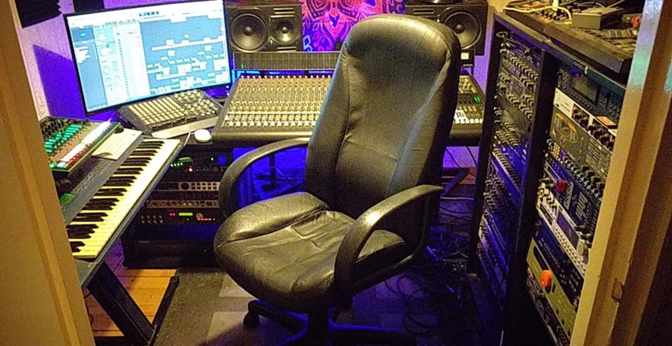 Electronic Studio Setup by alf_kagg featuring Waldorf Microwave, Waldorf Micro Q rack (blue), and Roland JP-8080 Synthesizer Module and 25 more pieces of gear