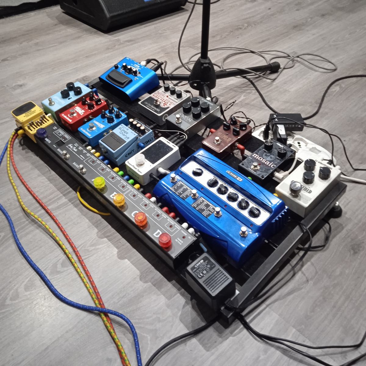 TC Electronic Pedalboard by marco_melis featuring TC Electronic Forcefield Compressor, DigiTech Mosaic, and TC Electronic MojoMojo Overdrive and 12 more pieces of gear