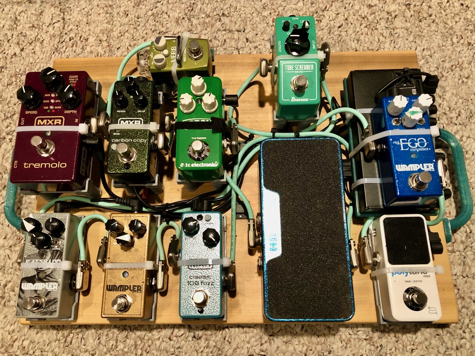 elephant_foot_risers's music gear photo