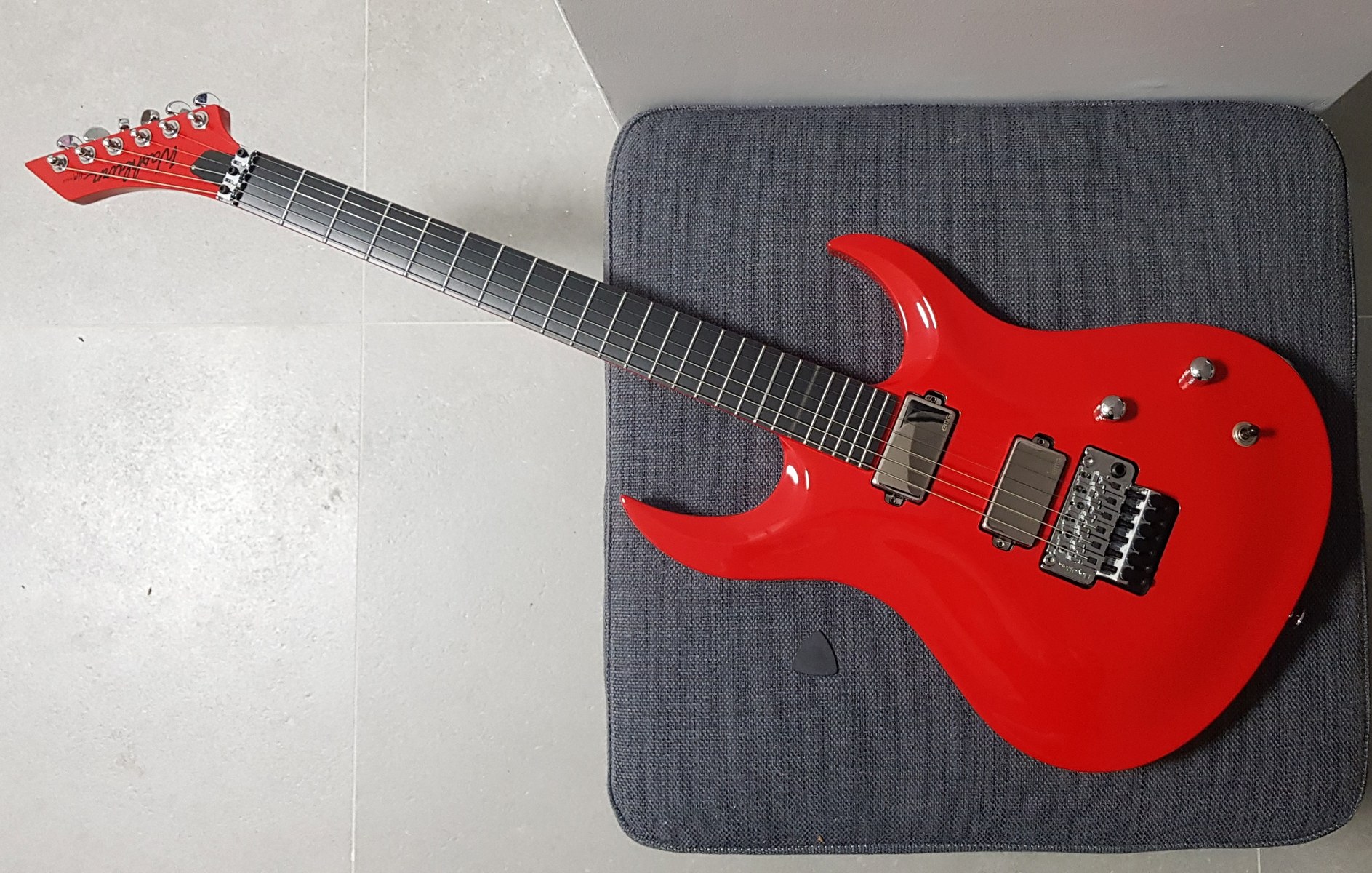 Music Gear Setup by shaulb featuring Washburn WM526