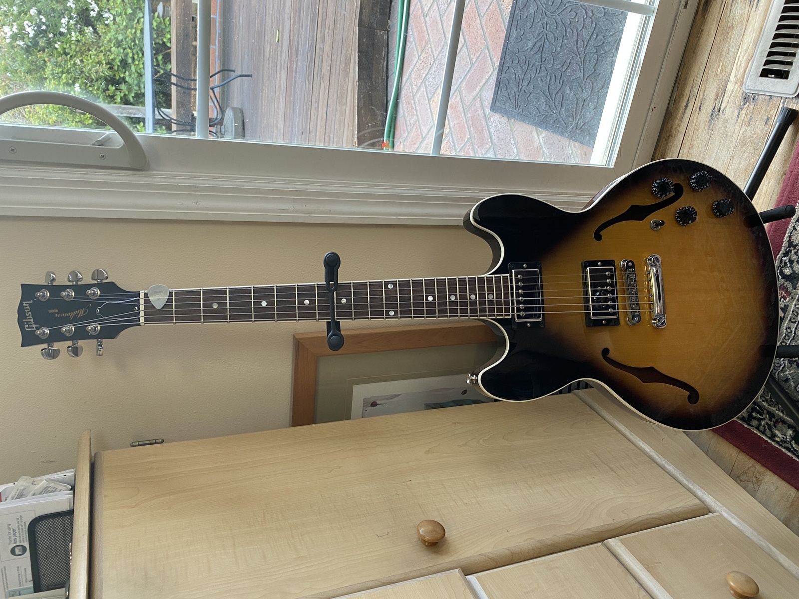 Music Gear Setup by lynda featuring 2015 Gibson Midtown Standard