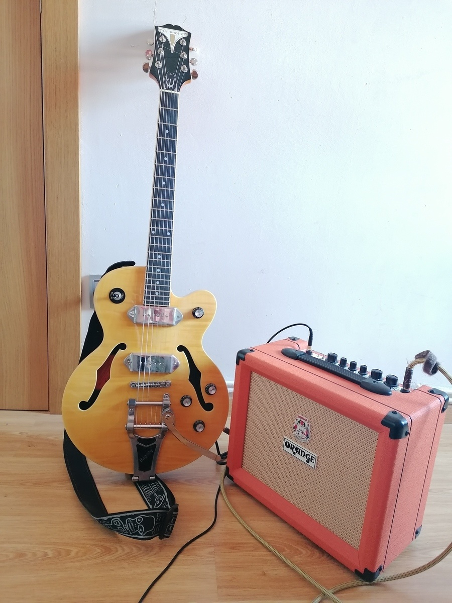 Blues Amp Rig by jblaranya featuring Epiphone WildKat and Orange Amplifiers Crush 20RT
