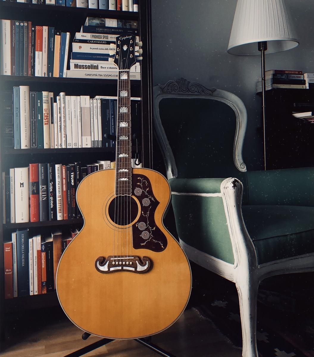 Studio Setup by nick_09 featuring Epiphone Inspired by Gibson J-200 Natural