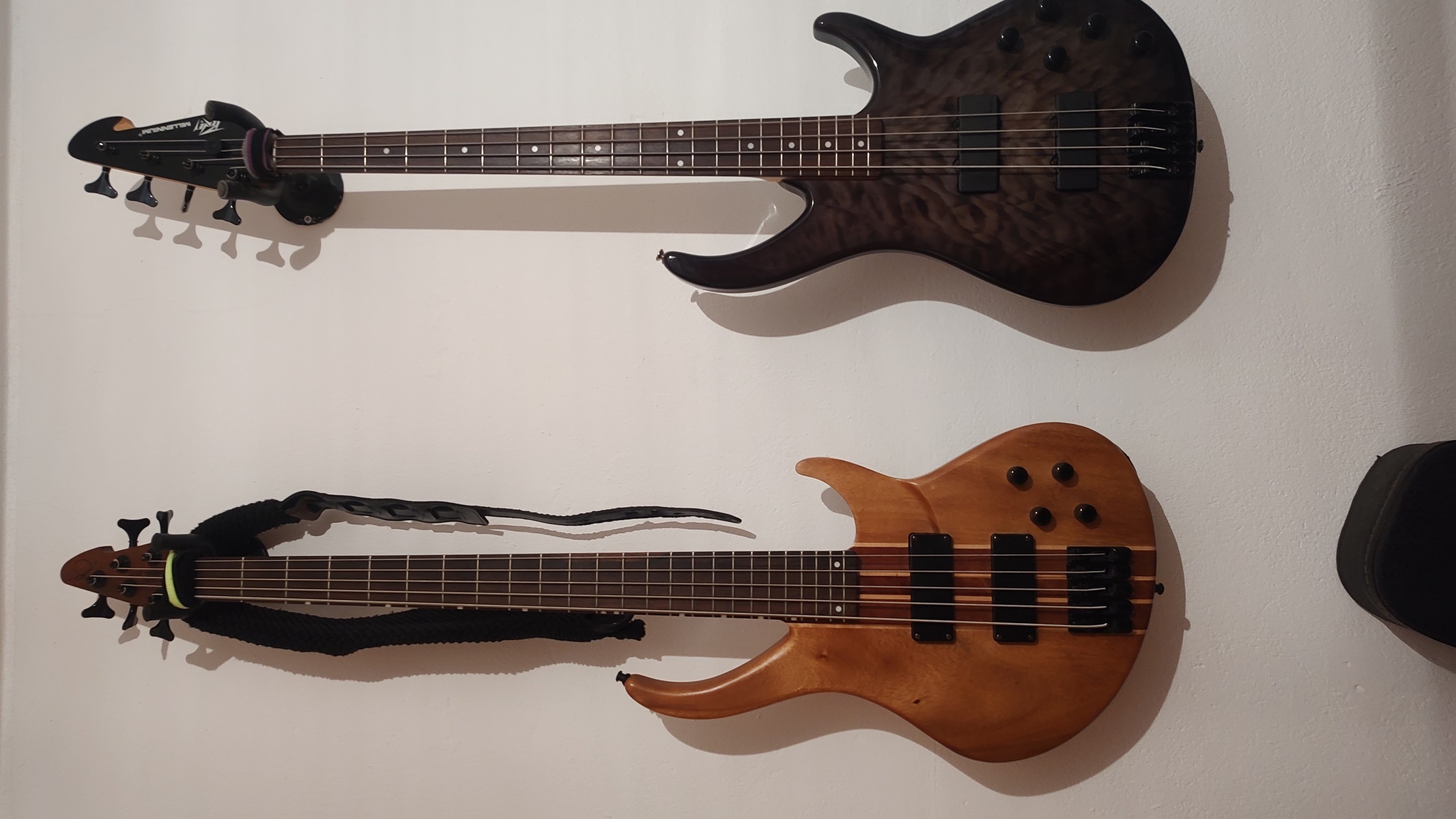 Music Gear Setup by george_alvarosa featuring Peavey Grind 5-String Bass