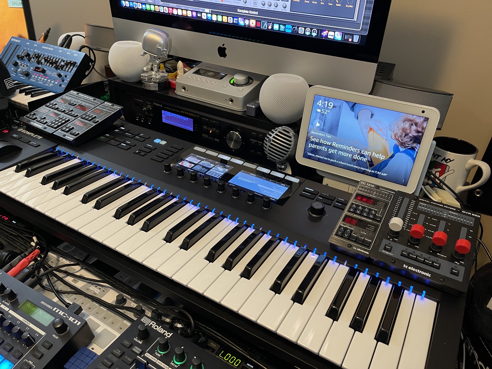 Electronic Studio Setup by jeffersonweber featuring Native Instruments Komplete Kontrol S49 MK2