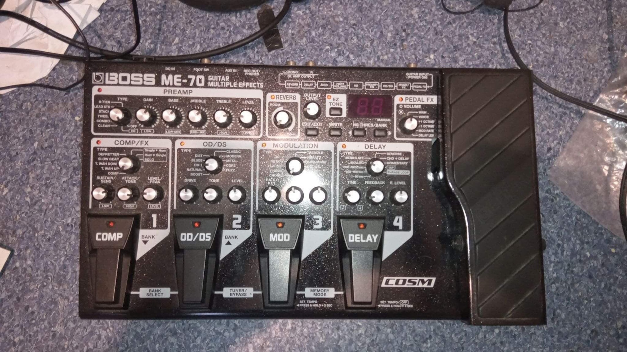 Pedalboard by mikky_whalan featuring Boss ME-70 Guitar Multiple Effects