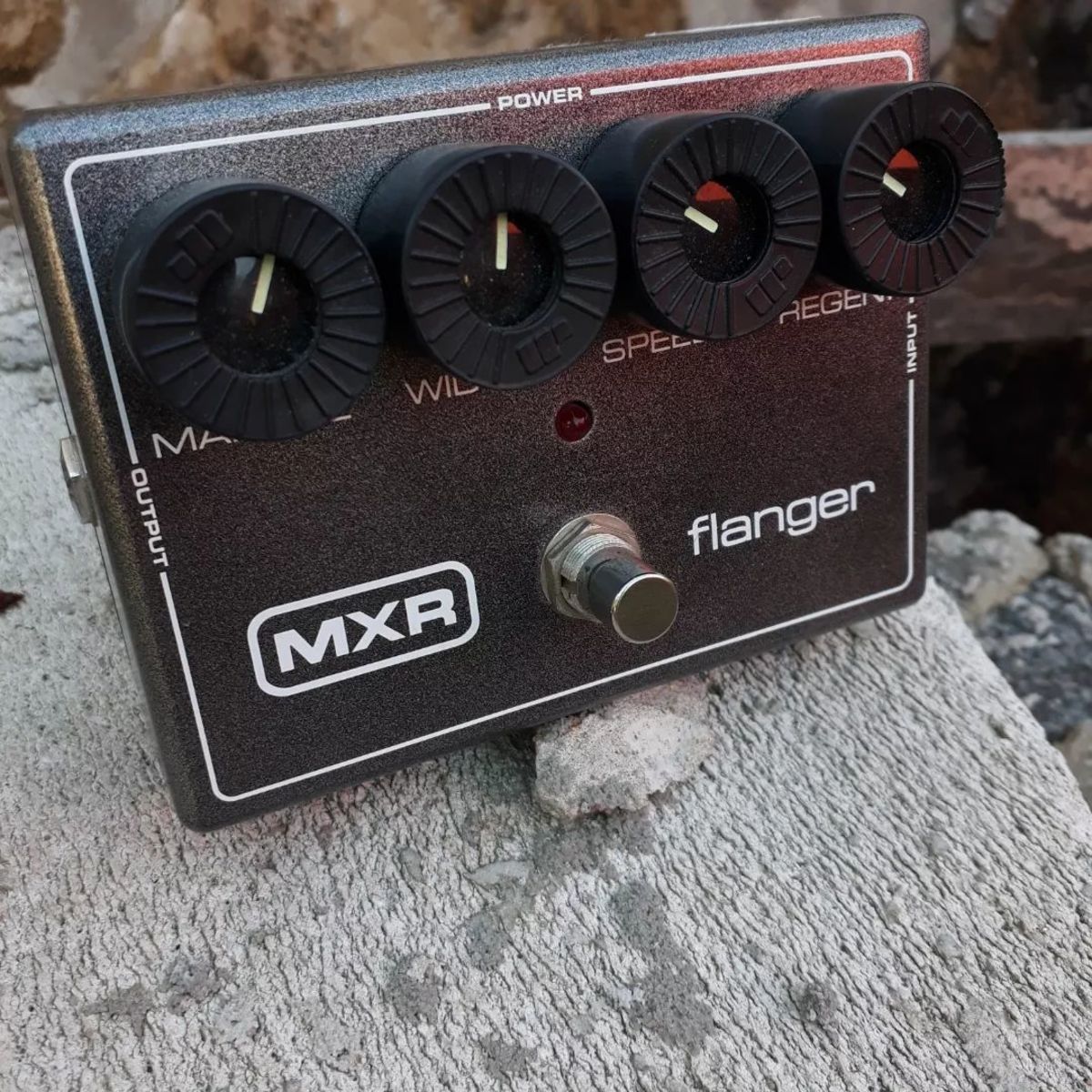 Pedalboard by fede_kempff featuring MXR M117R Flanger