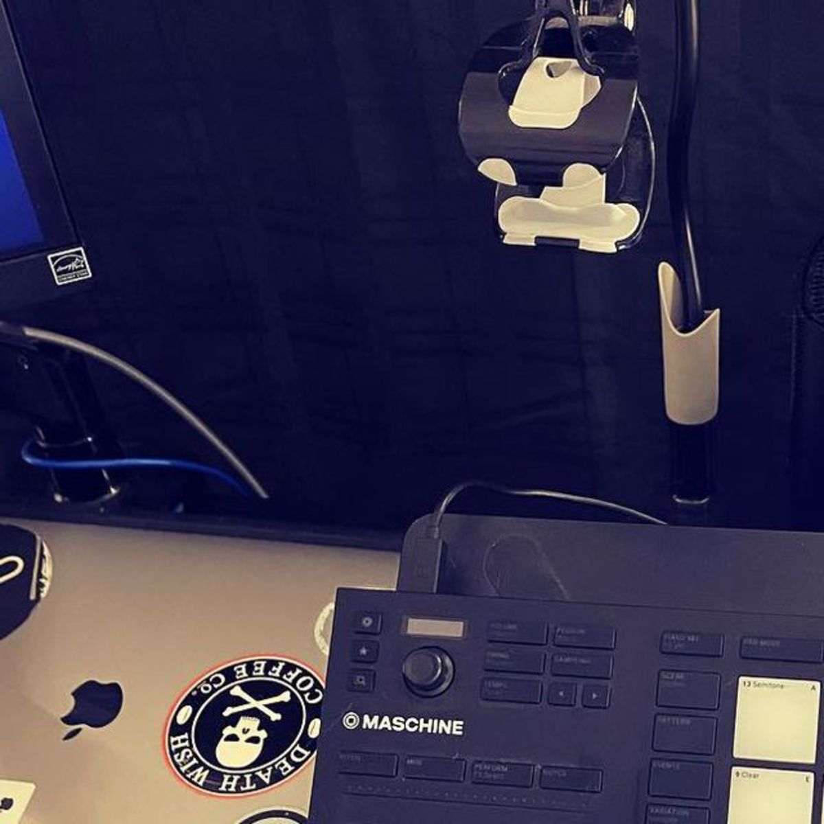 Apple Drum Kit by brianyegge featuring Apple MacBook Pro (General), Apple Mac Mini (General), and Native Instruments Maschine MK3
