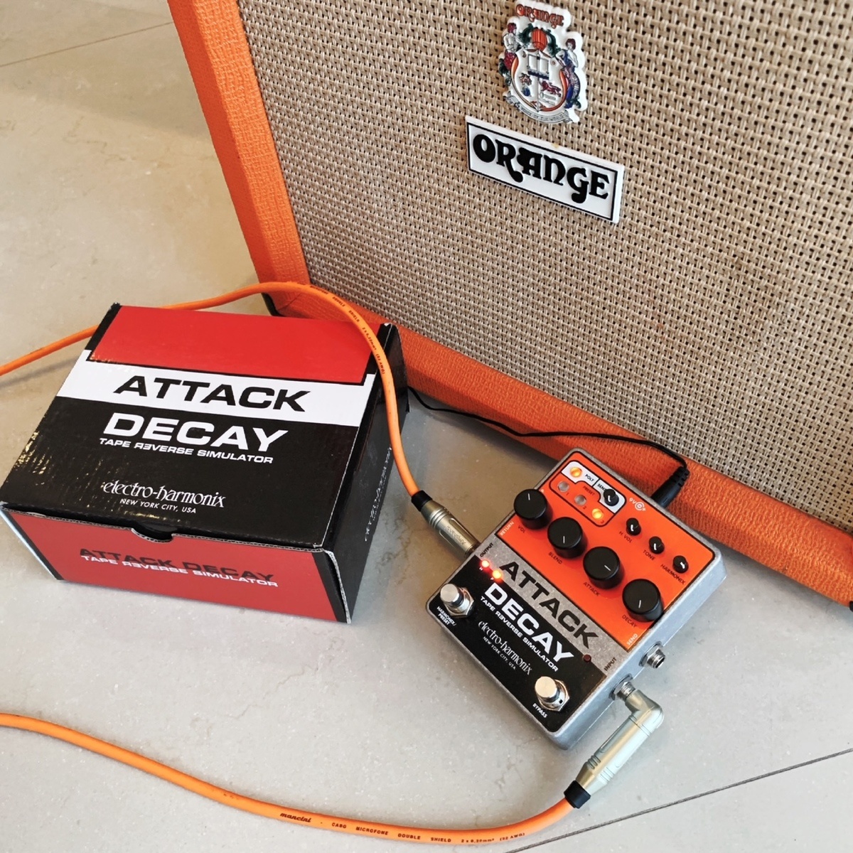 Electro-Harmonix Pedalboard by andreberaldino featuring Electro-Harmonix Attack Decay Tape Reverse Simulator and Orange Crush 35 RT