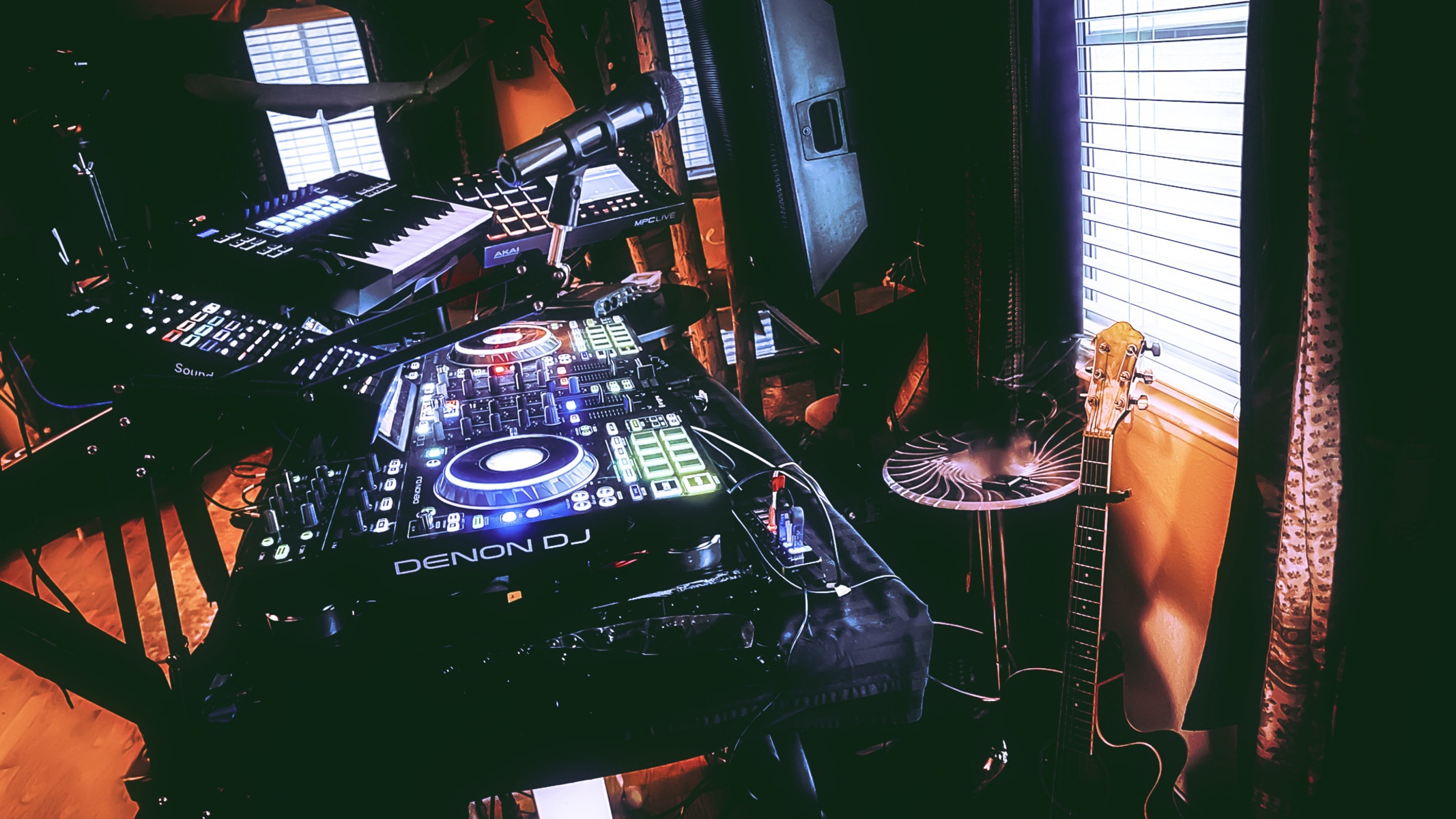 Electronic DJ Setup by archetyp3 featuring Akai MPC Live II, Akai Professional Force, and Denon DJ Prime 4 and 1 more piece of gear