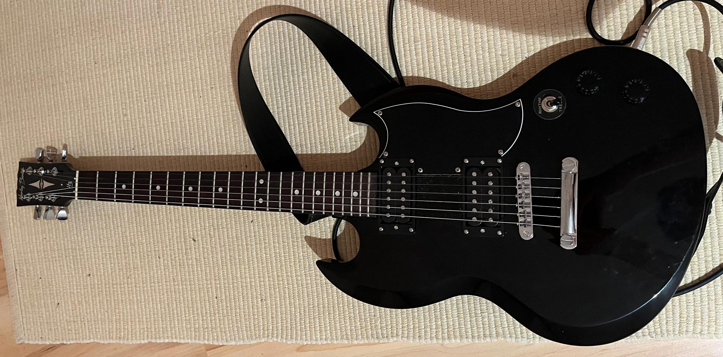 Music Gear Setup by uniday featuring Harley Benton DC-200 Student Series